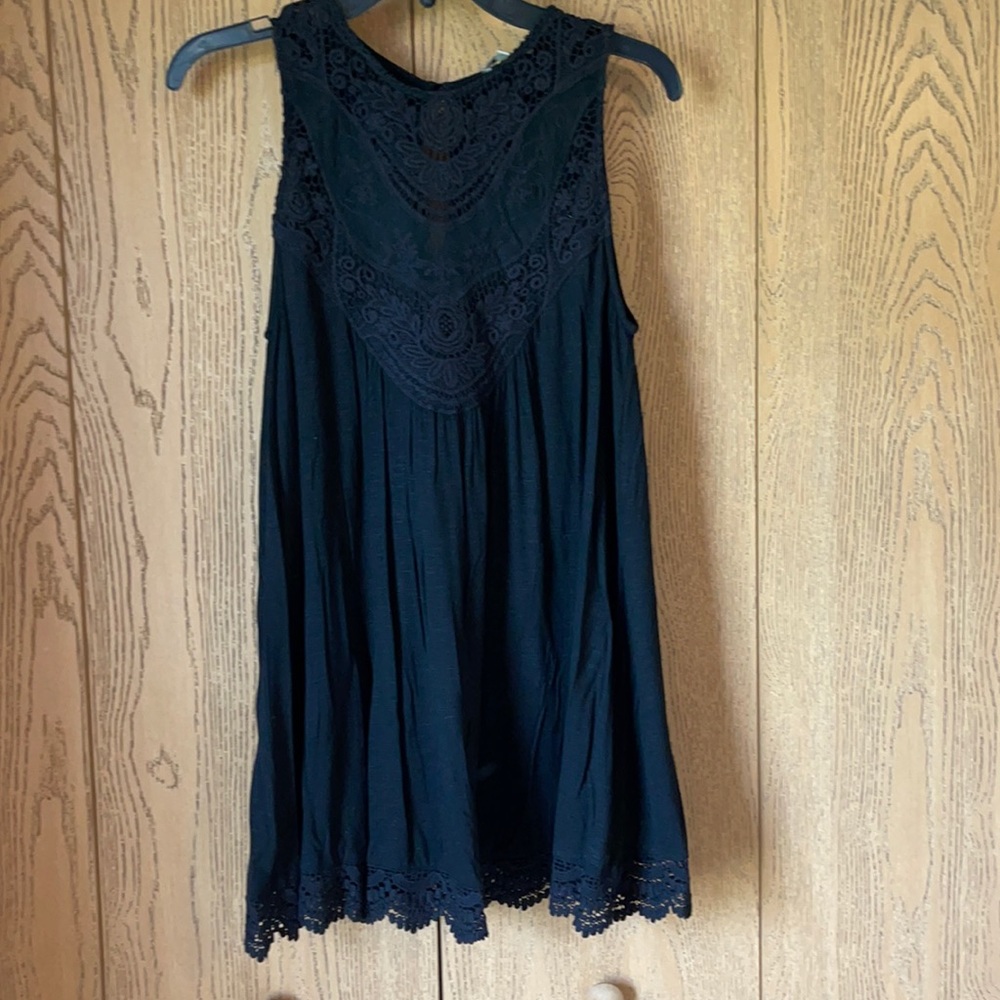 Jodifl, size small, black top